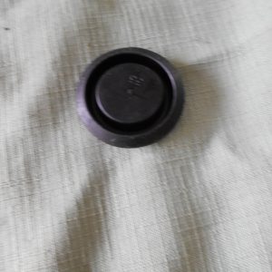 Blanc Plug 35mm (1.3/8″) Plastic, Austin, MG, Morris, Hillman Singer, Sunbeam, Jaguar etc